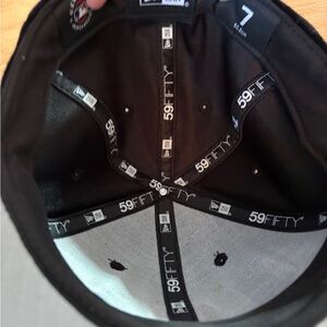 New Era 59FIFTY Fitted Cap in Black Velvet